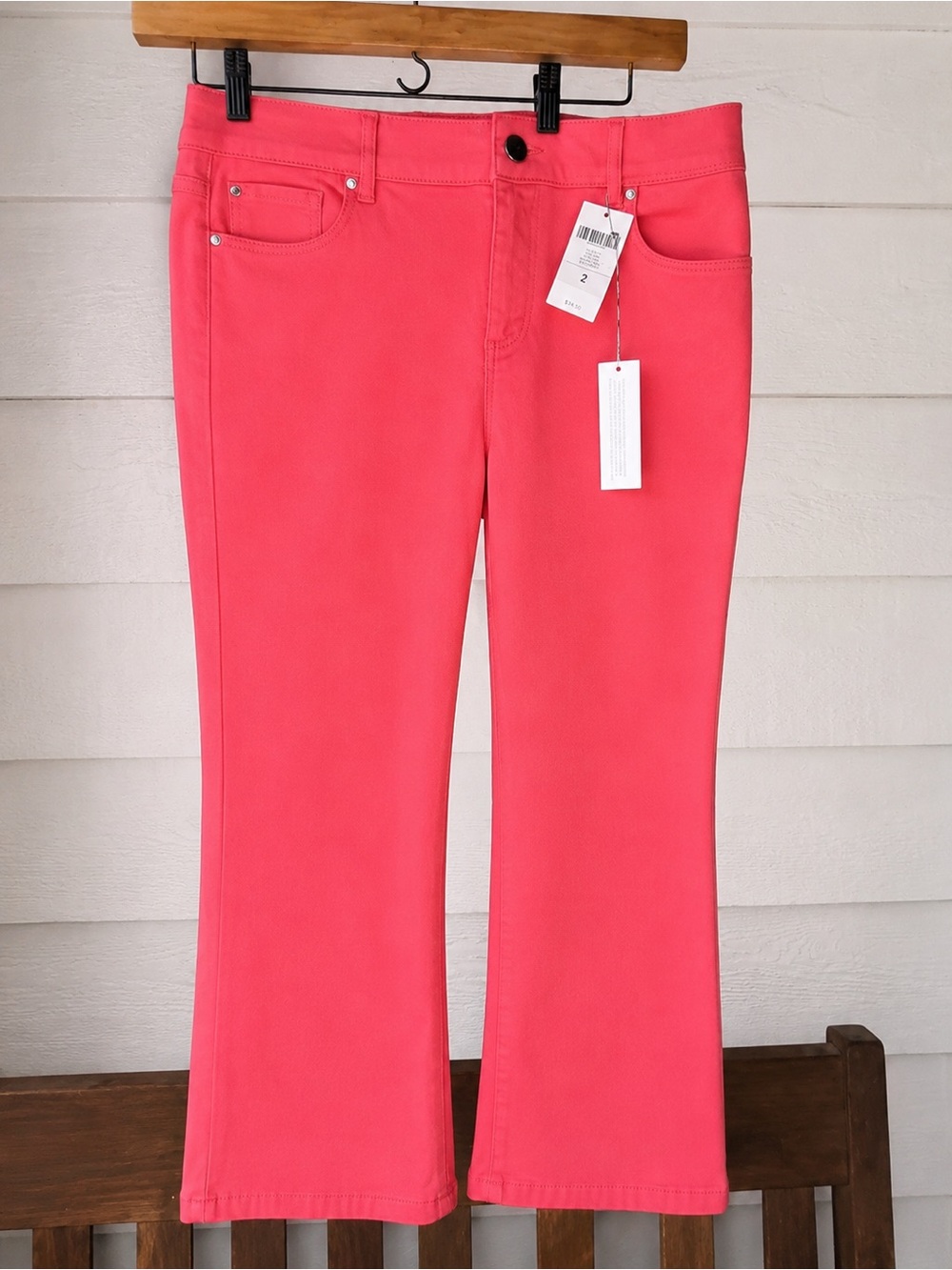 NWT Chico's Platinum Coral Pink Crop Jeans Size 2 (US sz 12). MSRP $89